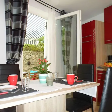 Apartment In 33137 Crikvenica