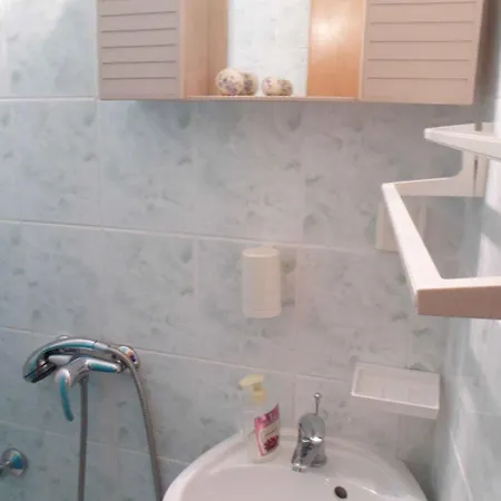 Apartment In 33137